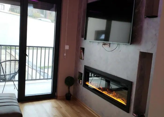 Srebrna Pahulja S8 *